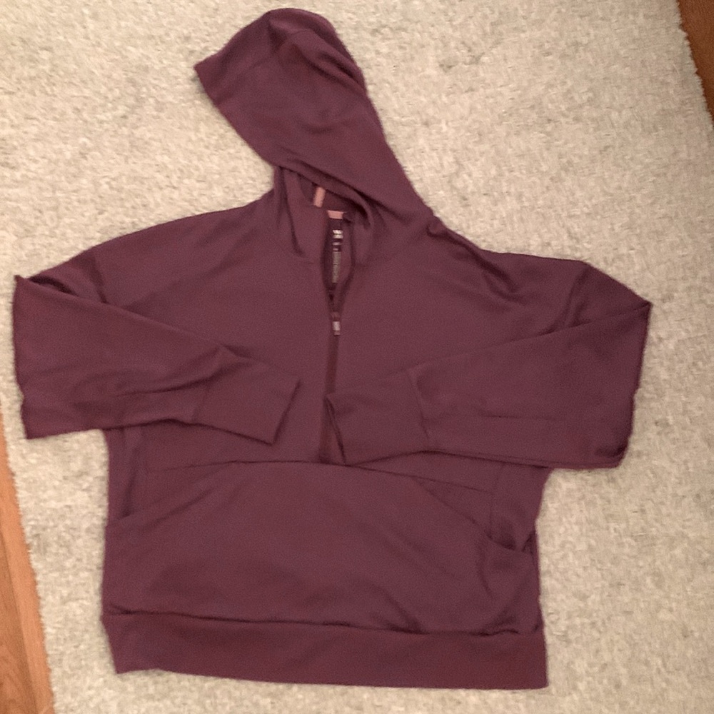 All in Motion Plum Pullover XL Womens